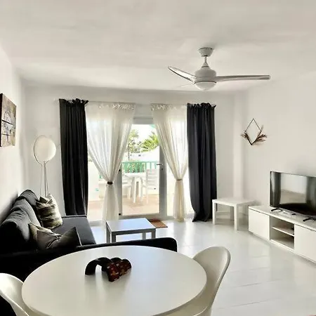 Precioso Rincon Entre El Mar Y Volcanes * Costa Teguise