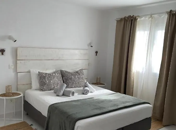 Precioso Rincon Entre El Mar Y Volcanes *